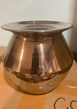 Charger l&#39;image dans la galerie, Poombukar Pot Pongal en acier inoxydable (2 litres) argenté avec couvercle-moyen

